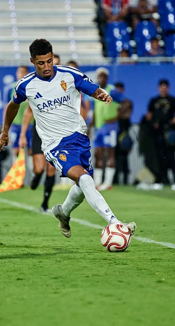ÓSCAR UREÑA - foto vertical